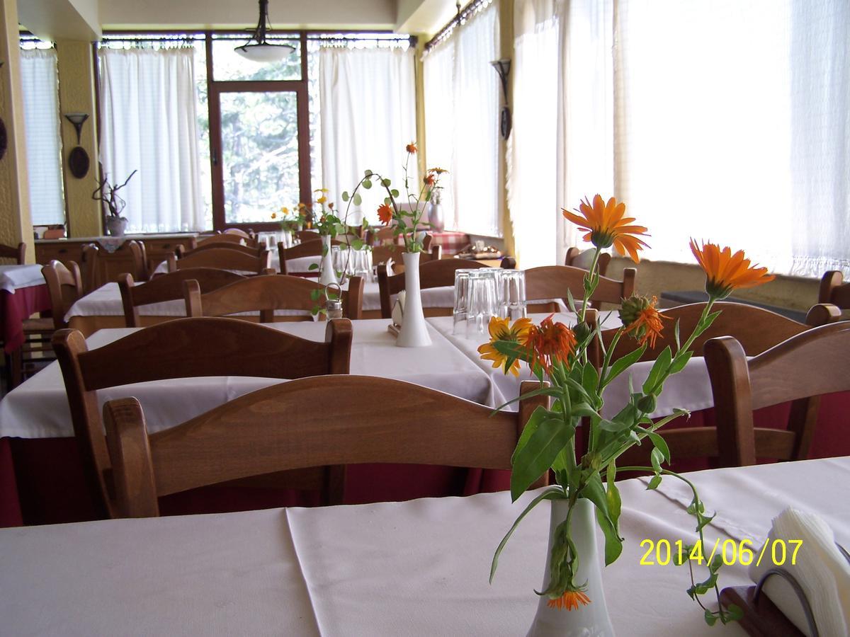 Valia Calda Hotel Perivoli  Eksteriør billede
